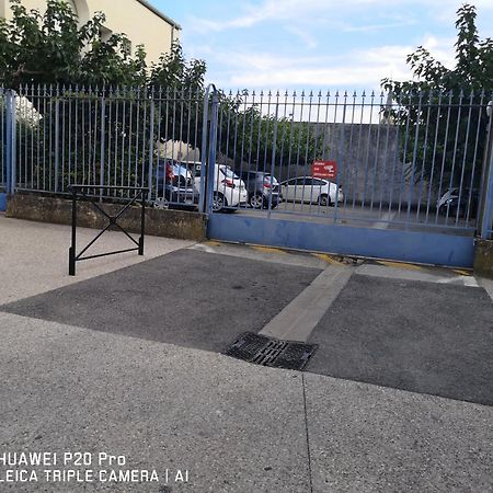 尼姆Le Pandora, Proche Tour Magne, Parking Et Terrasse公寓 外观 照片
